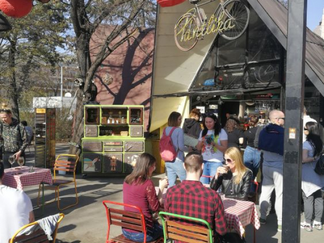 Budapest Private Tour TukTuk városnézés Budapest, városnézés Budapest, budapesti városnézés, tuktuk városnézés