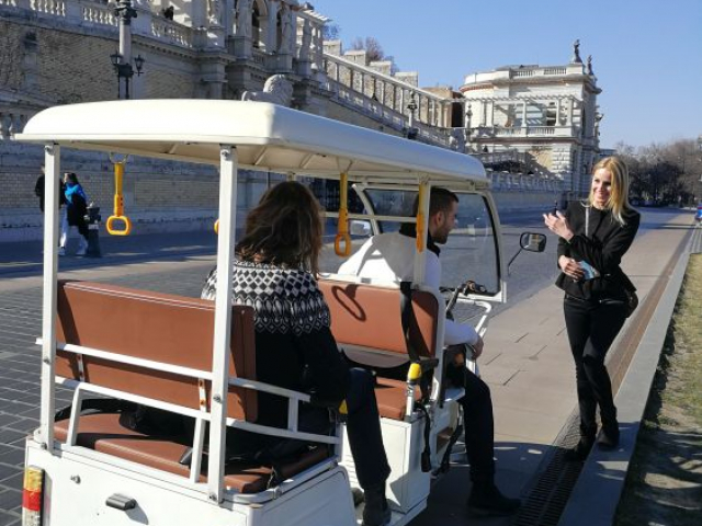 Budapest Private Tour TukTuk városnézés Budapest, városnézés Budapest, budapesti városnézés, tuktuk városnézés